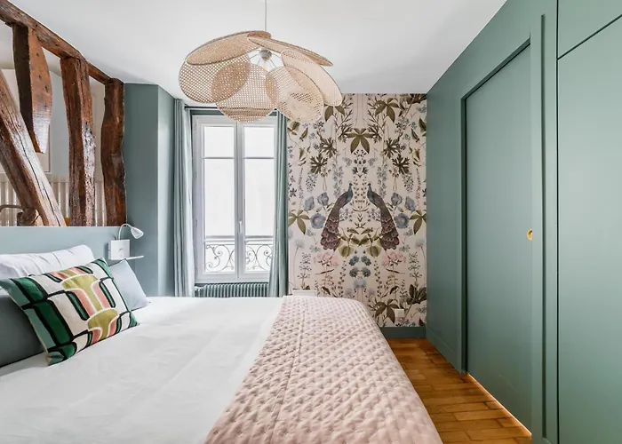 Brand New Luxury Flat In Parc Monceau - Batignolles